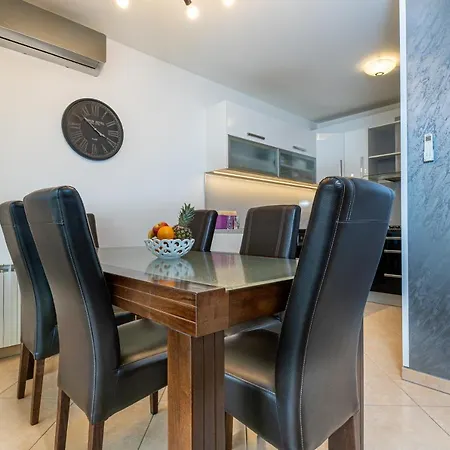 Apartment Prte Rijeka
