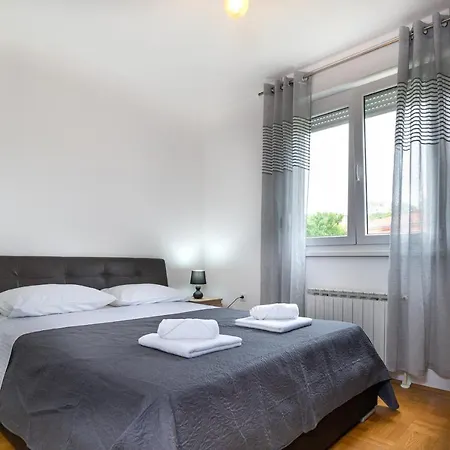Lägenhet Prte Rijeka